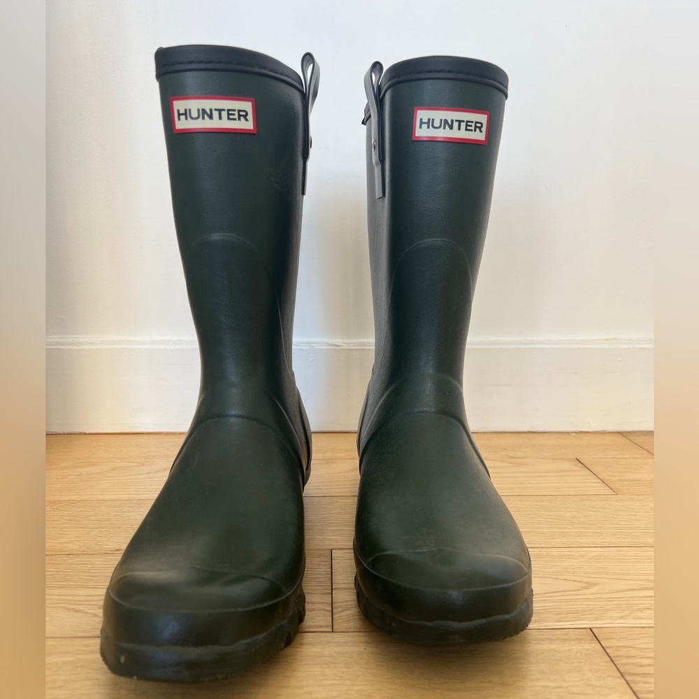 Hunter boots - green - great like new condition